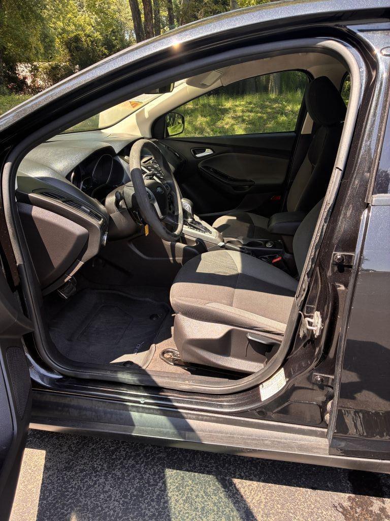 2014 Ford Focus SE - Photo 6